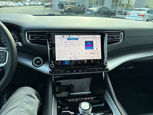 New 2026 Jeep Grand Wagoneer 4WD w/ Premium Group I image 22