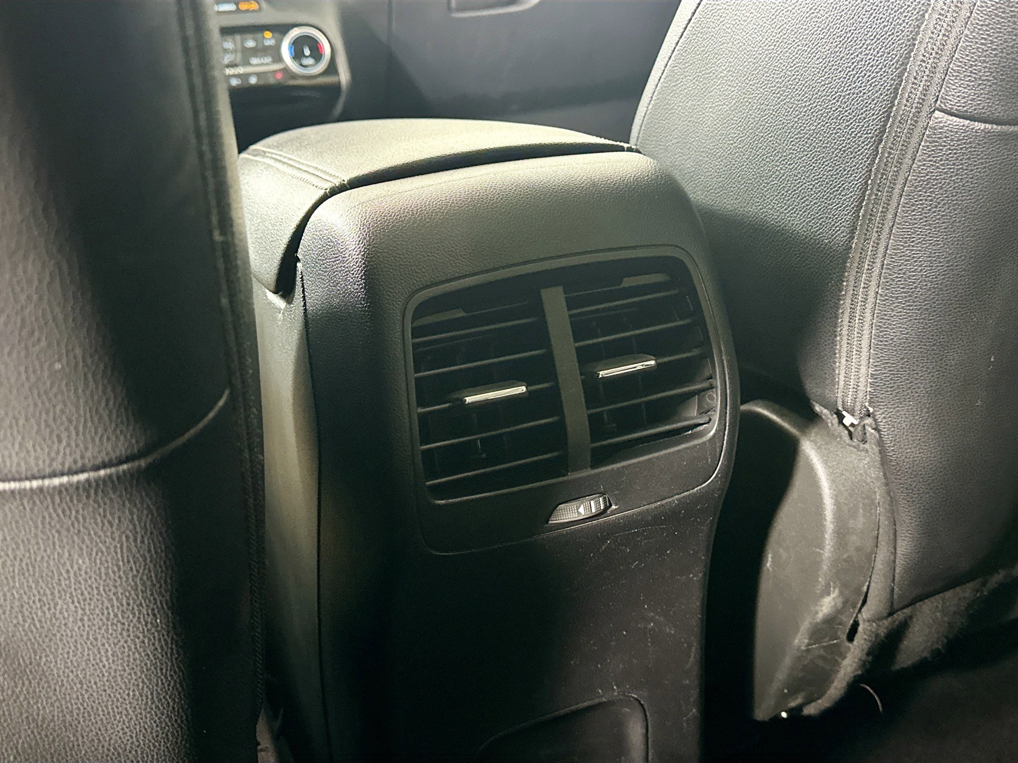 Used 2022 Ford Escape Titanium w/ Titanium Premium Package image 35