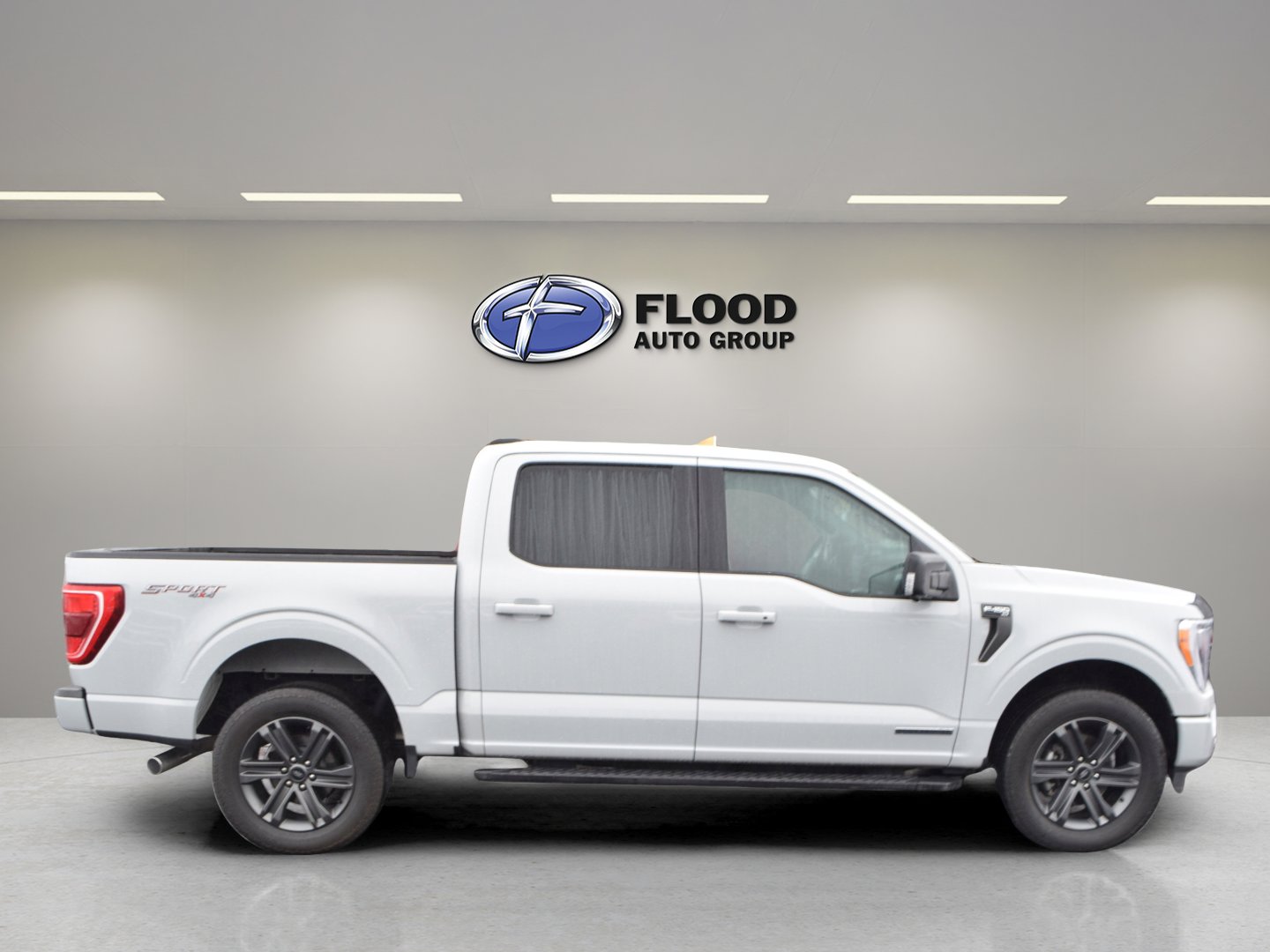 Used 2023 Ford F150 XLT w/ Equipment Group 302A High image 3