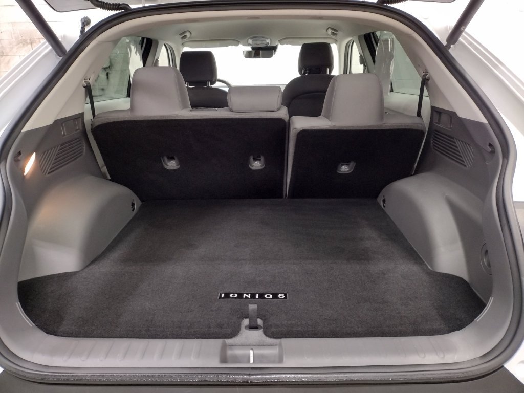 Certified 2024 Hyundai Ioniq 5 SEL AWD/4WD image 18