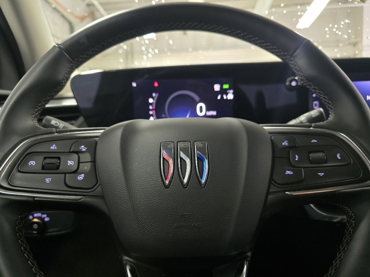 Used 2024 Buick Encore GX Avenir w/ Avenir Convenience Package image 25