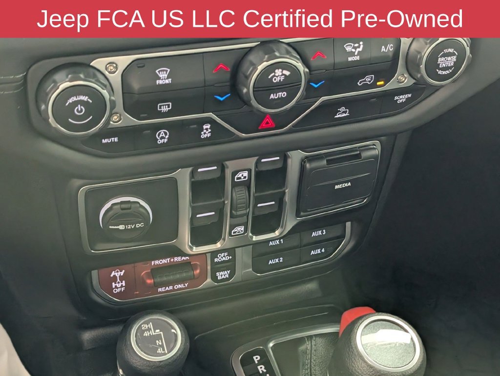 Used 2025 Jeep Gladiator Rubicon w/ Steel Bumper Group AWD/4WD image 24