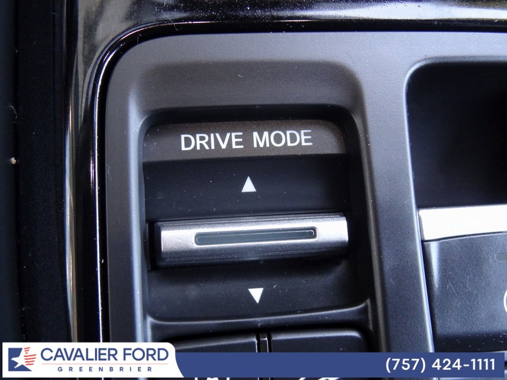 Used 2025 Honda Pilot Touring image 40