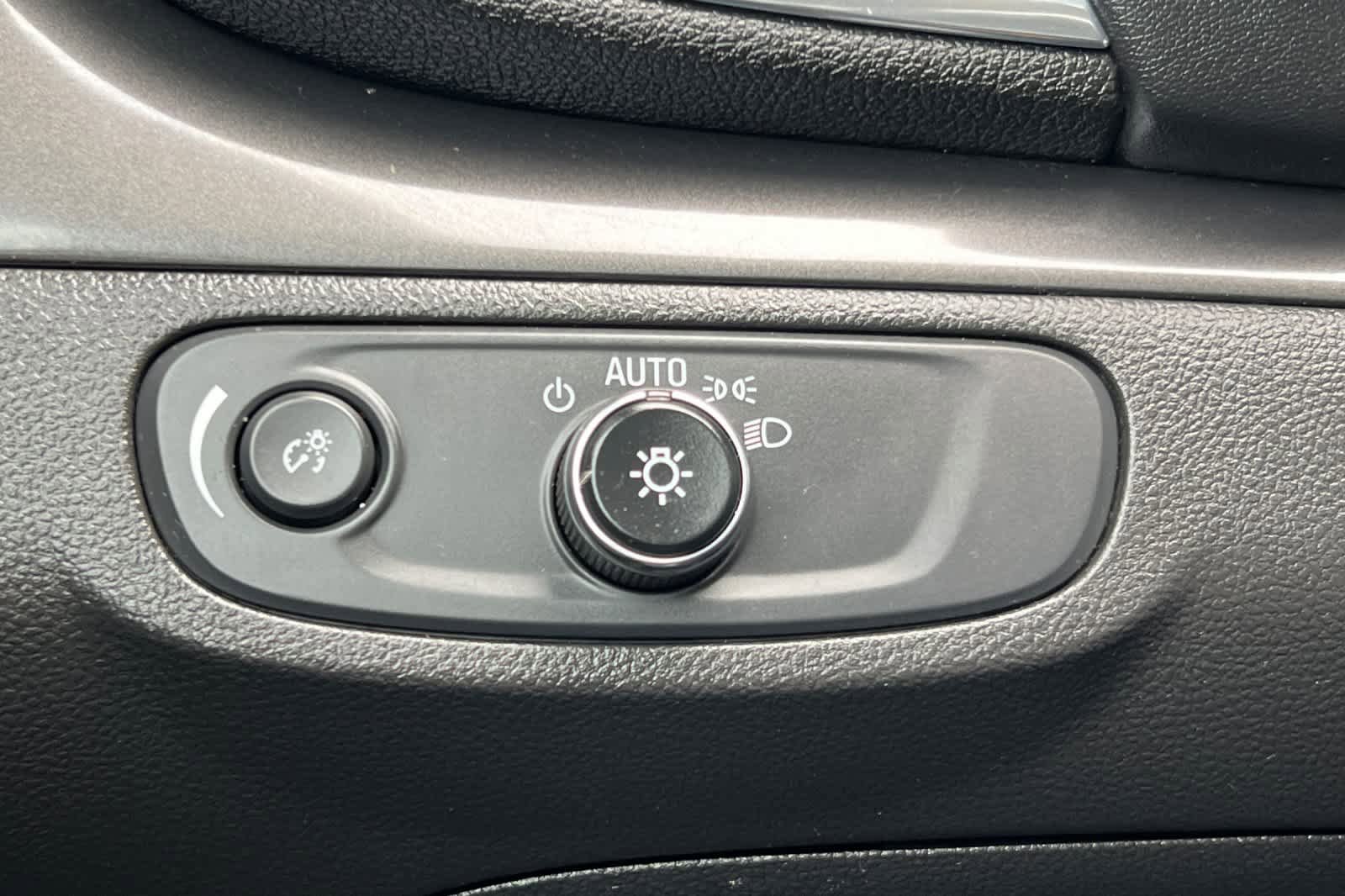 Used 2019 Buick Encore Preferred FWD image 29