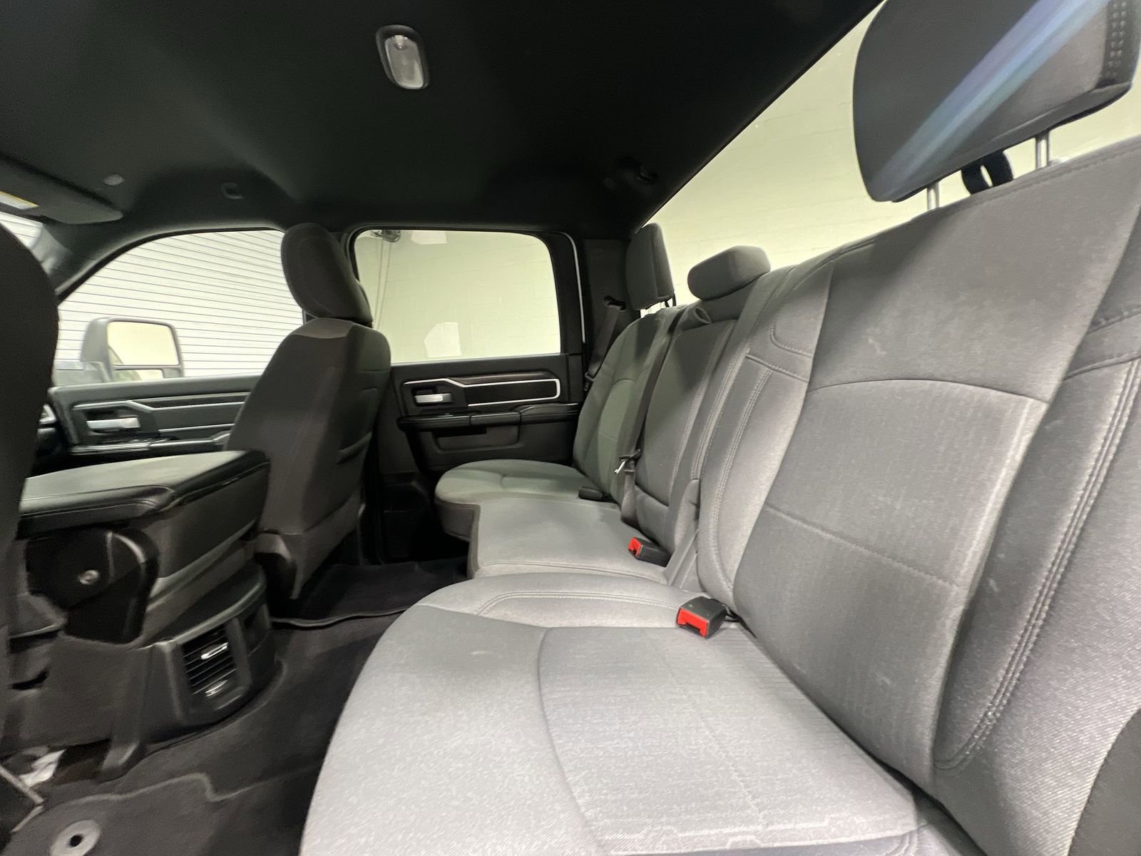 Used 2024 RAM 3500 Big Horn image 21
