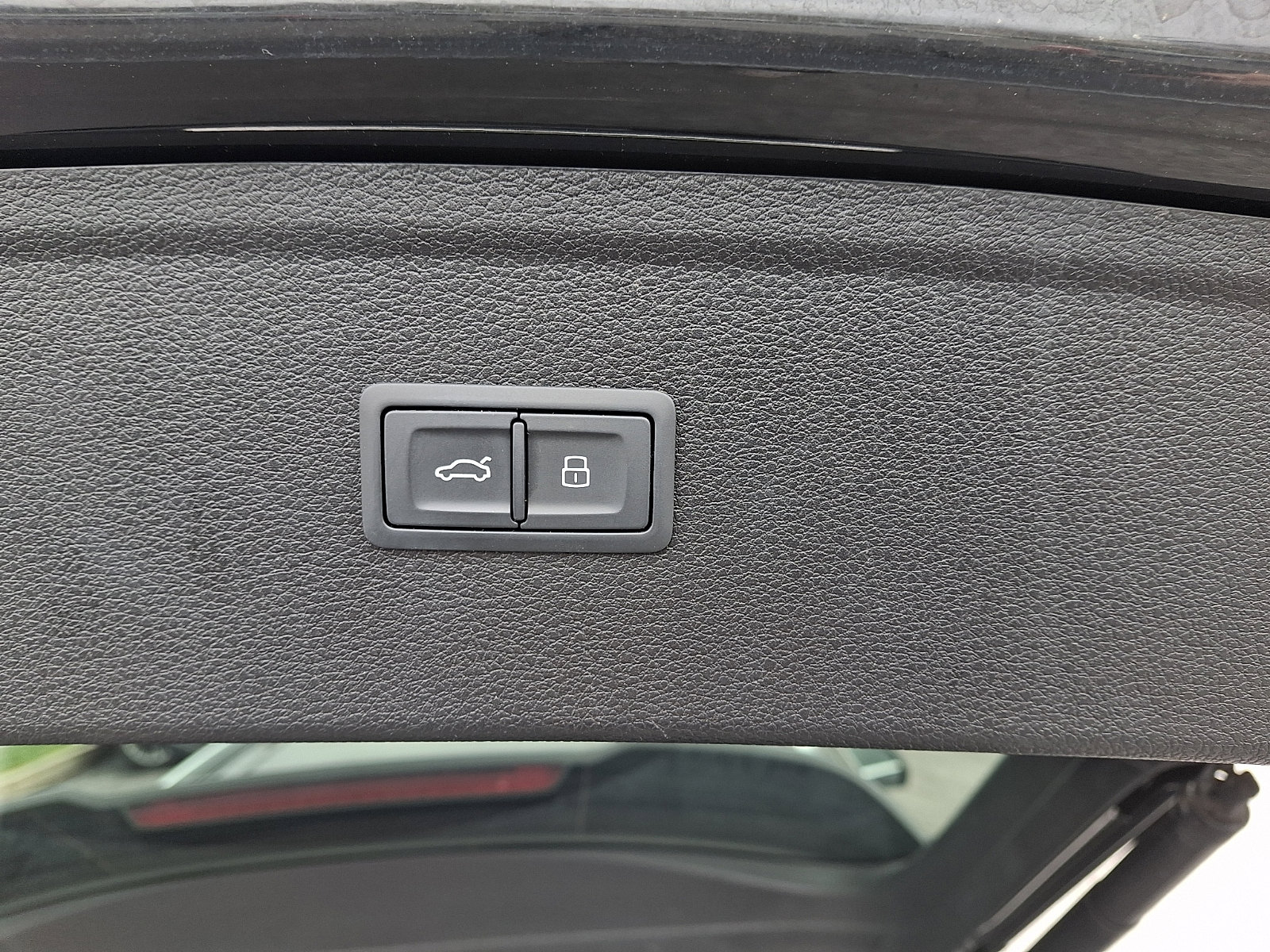 Used 2022 Audi Q5 2.0T Prestige image 31