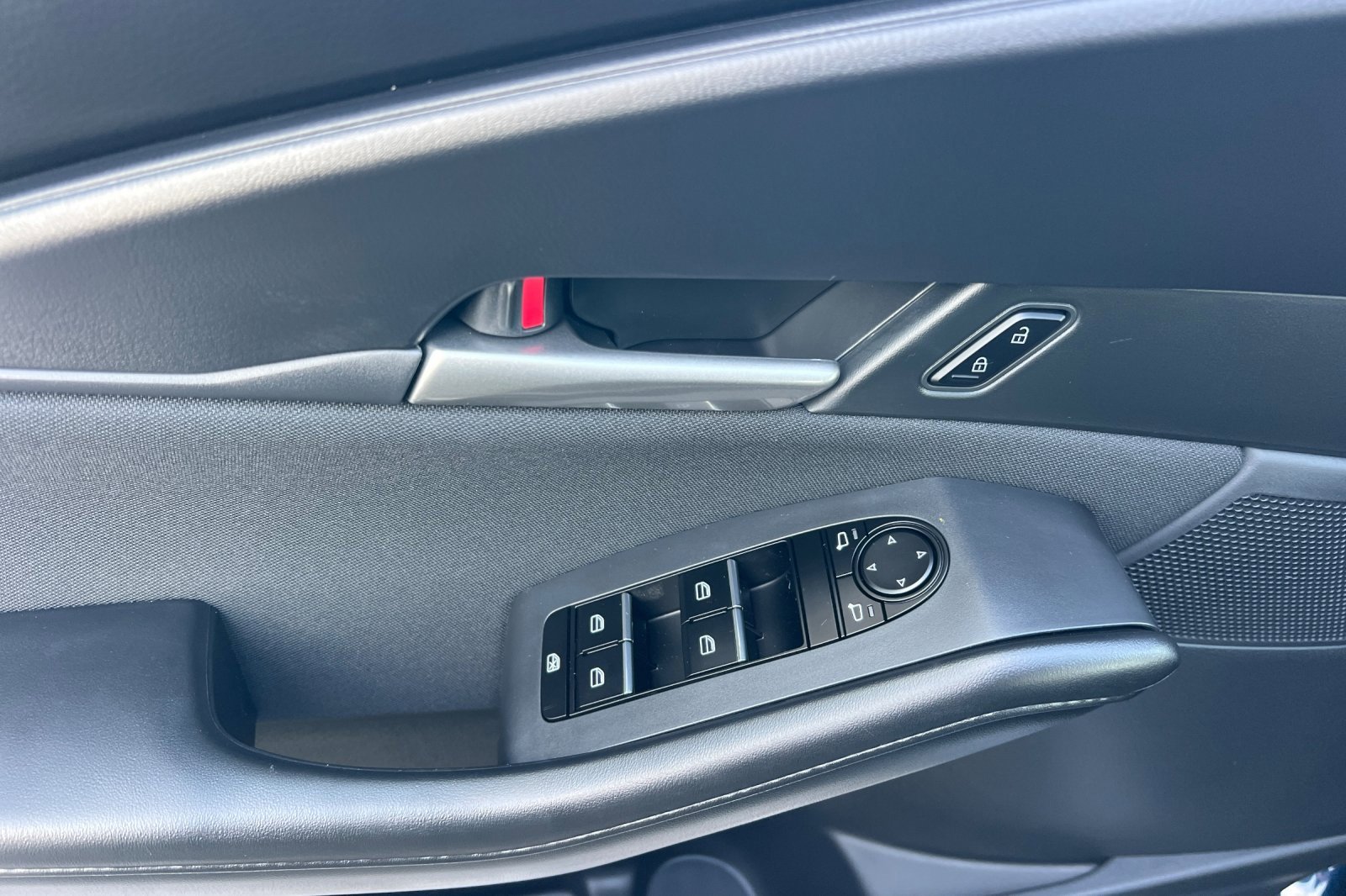 New 2026 MAZDA CX-30 AWD 2.5 S image 8