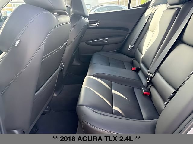 Used 2018 Acura TLX FWD image 11