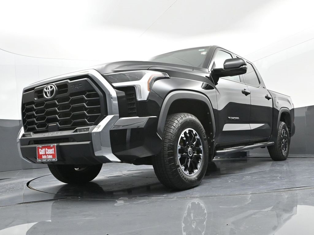 Used 2022 Toyota Tundra SR5 image 32
