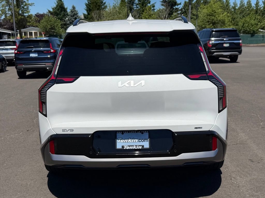 Used 2024 Kia EV9 GT-Line AWD/4WD image 7