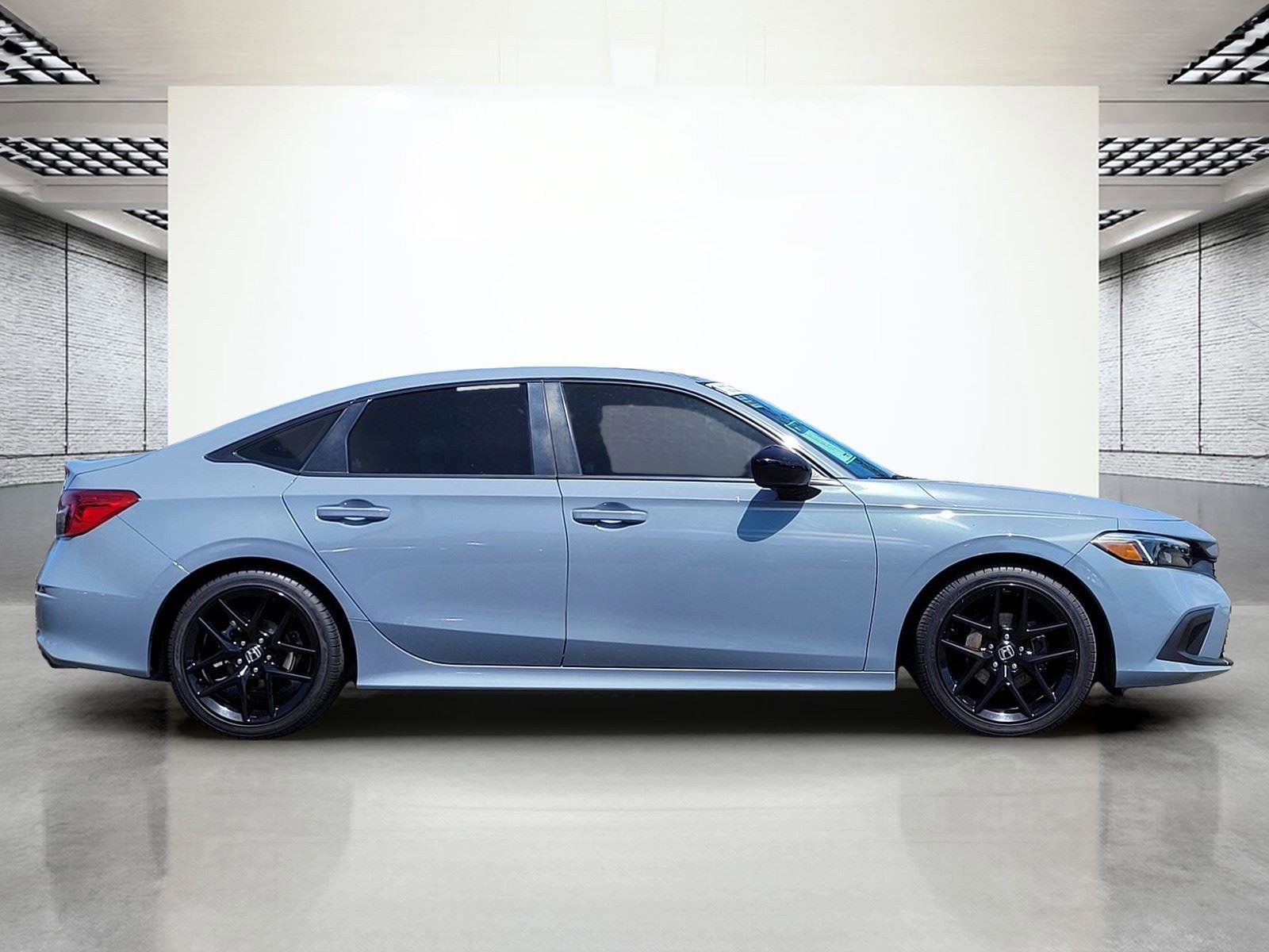 Used 2022 Honda Civic Sport image 5