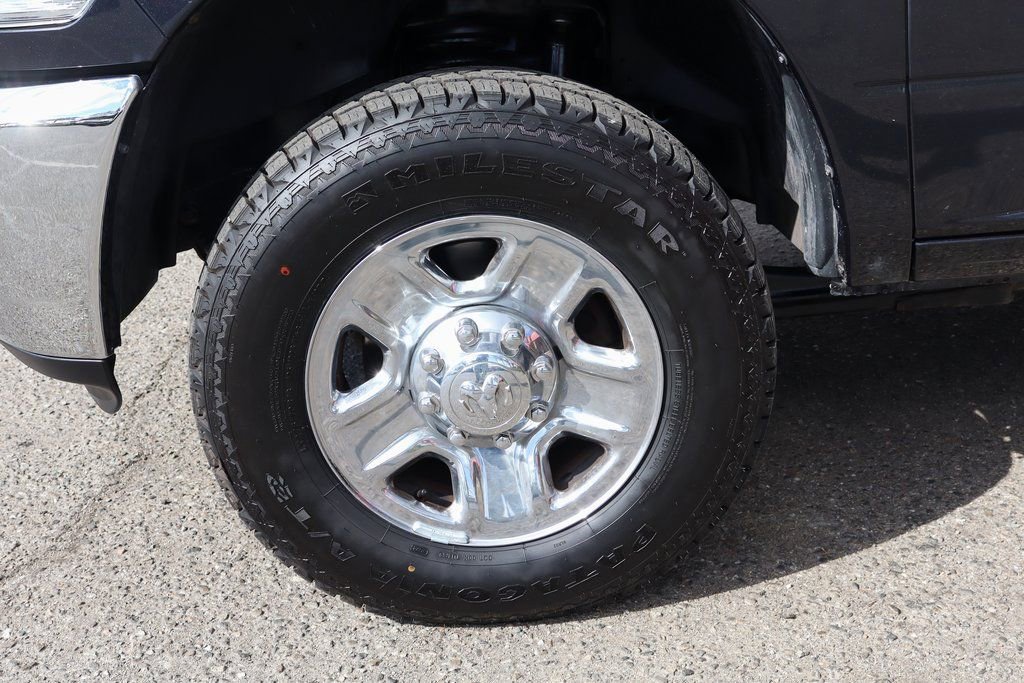 Used 2015 RAM 3500 Tradesman w/ Chrome Appearance Group AWD/4WD image 41