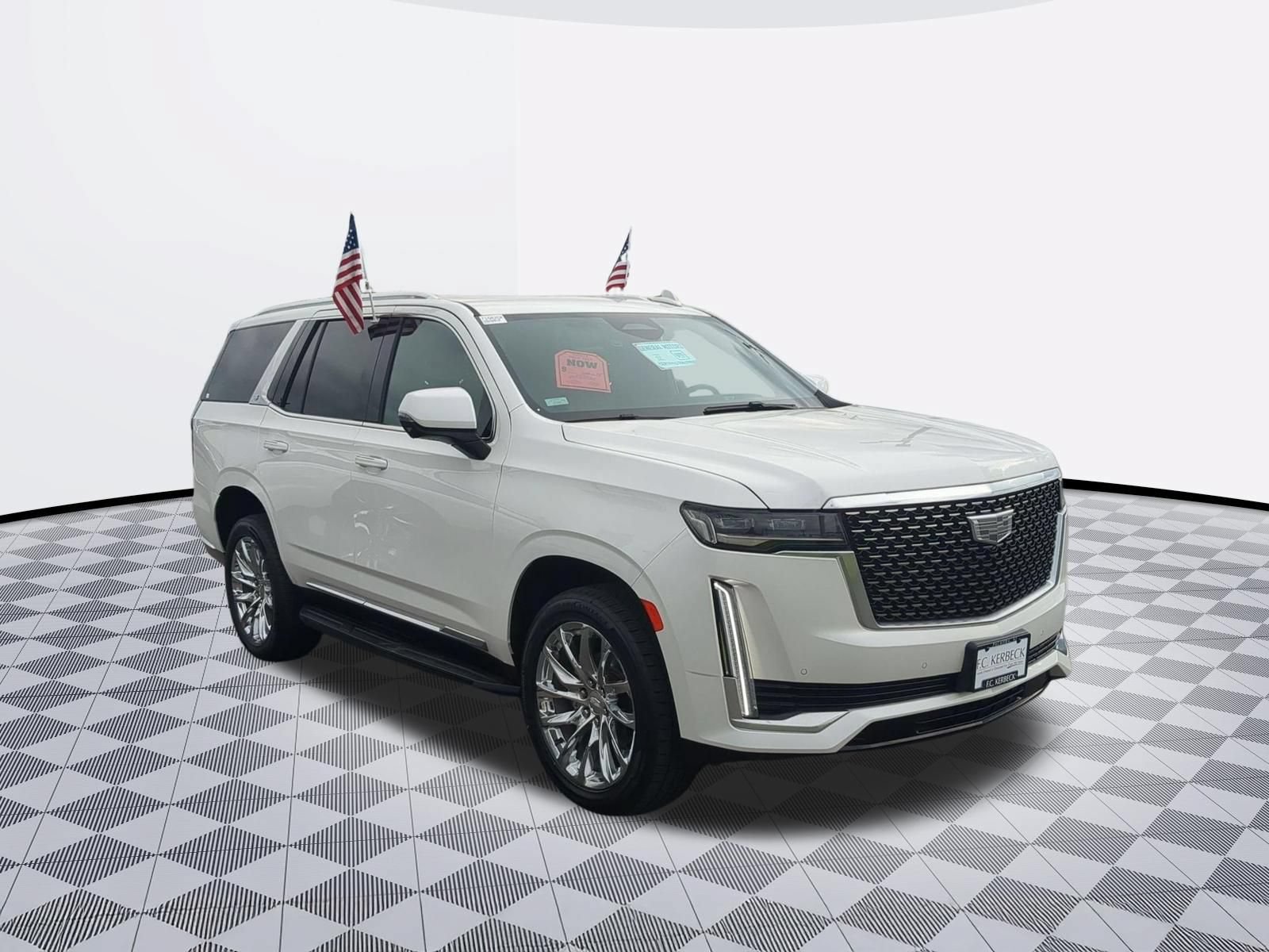 Certified 2022 Cadillac Escalade Luxury AWD/4WD image 2