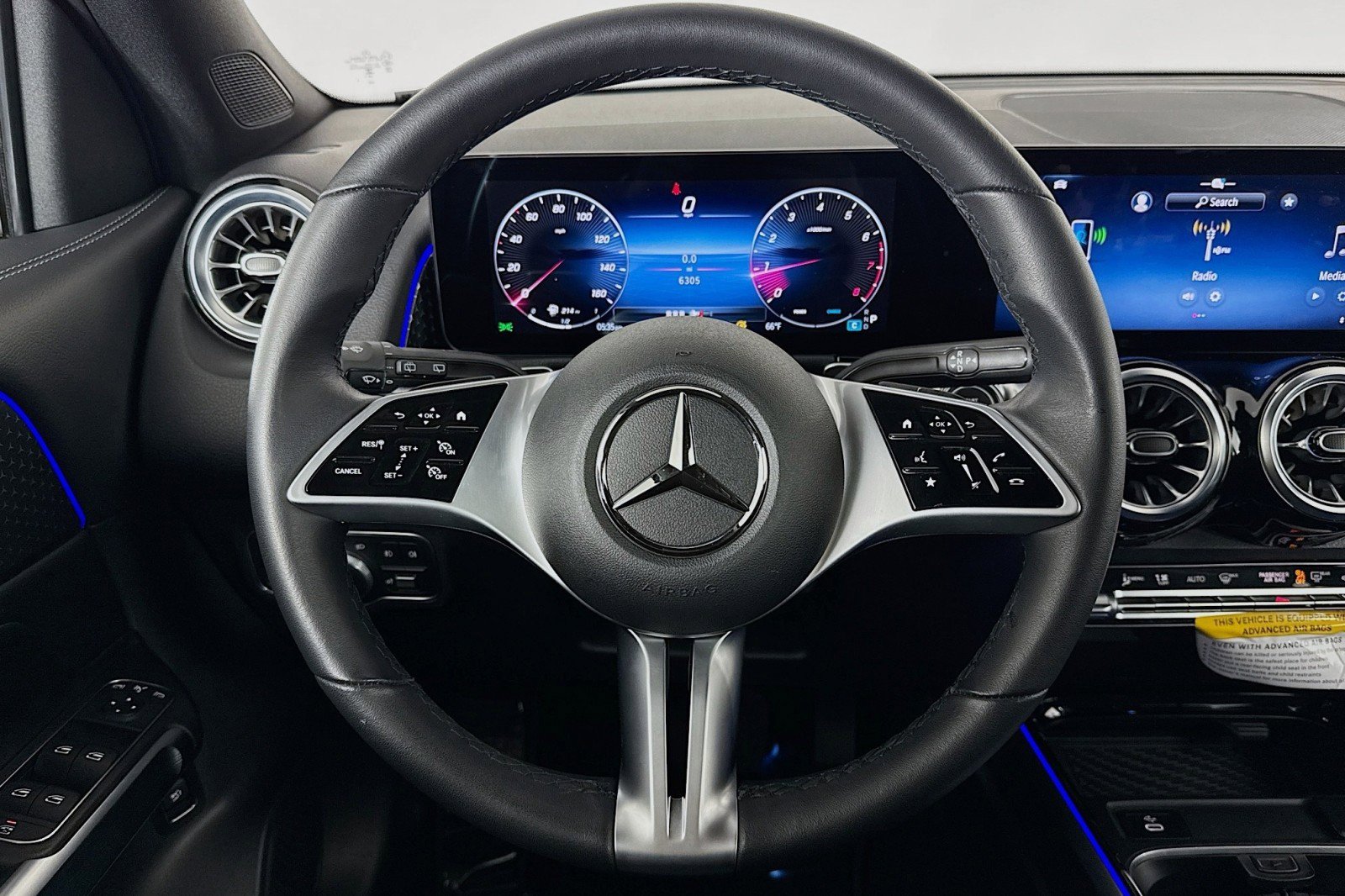 Certified 2025 Mercedes-Benz GLB 250 image 18