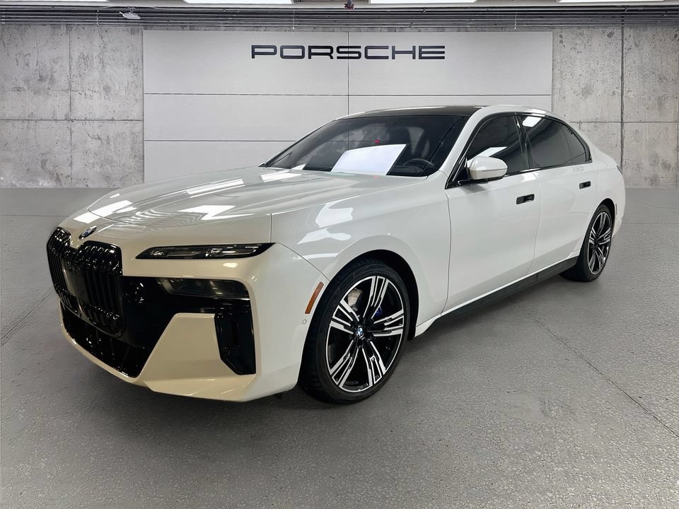 Used 2023 BMW 760i xDrive w/ Executive Package