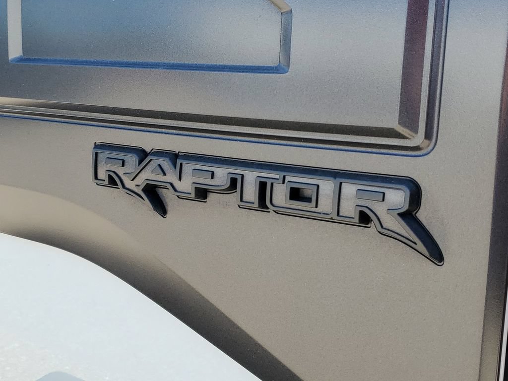 Used 2017 Ford F150 Raptor w/ Equipment Group 802A Luxury AWD/4WD image 6
