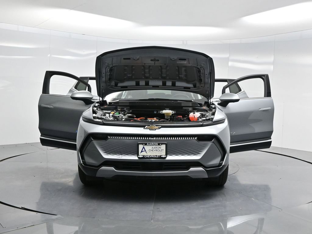 Used 2025 Chevrolet Equinox EV LT w/ Convenience Package image 47