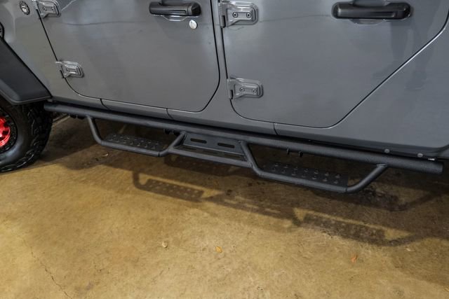 Used 2021 Jeep Gladiator Sport w/ Trailer Tow Package AWD/4WD image 8
