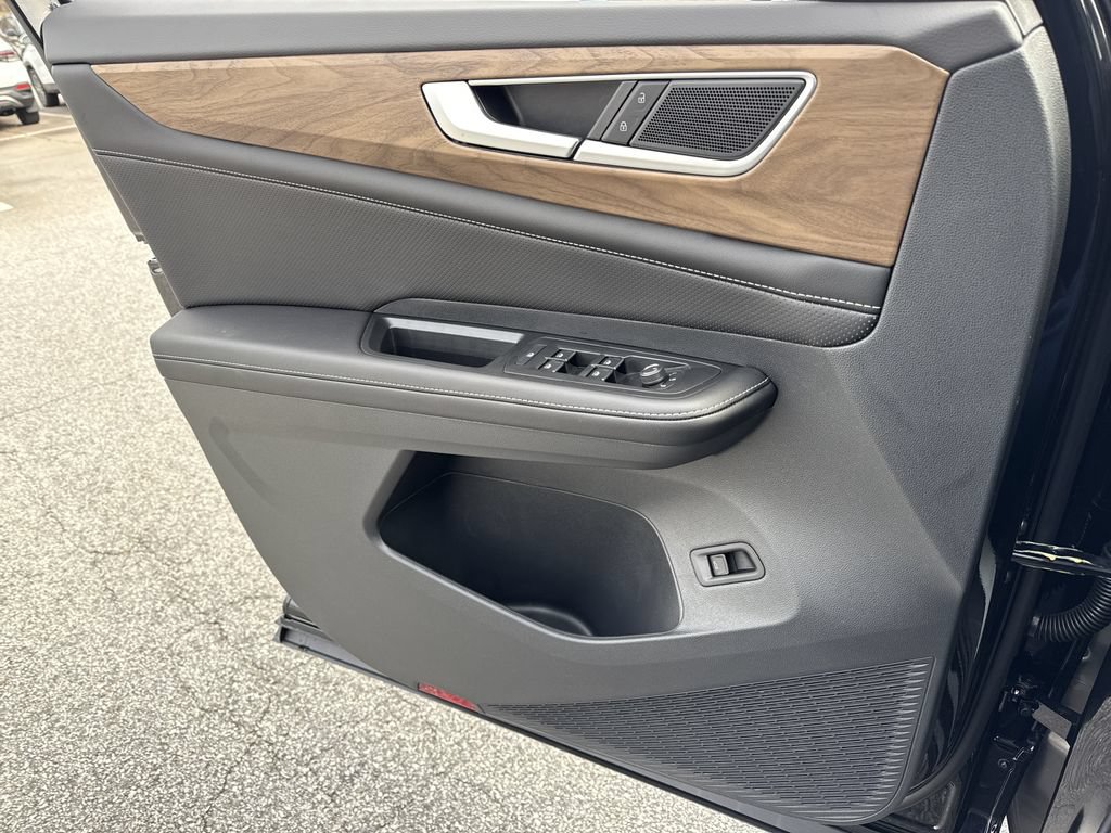 New 2026 Volkswagen Atlas SE FWD image 14