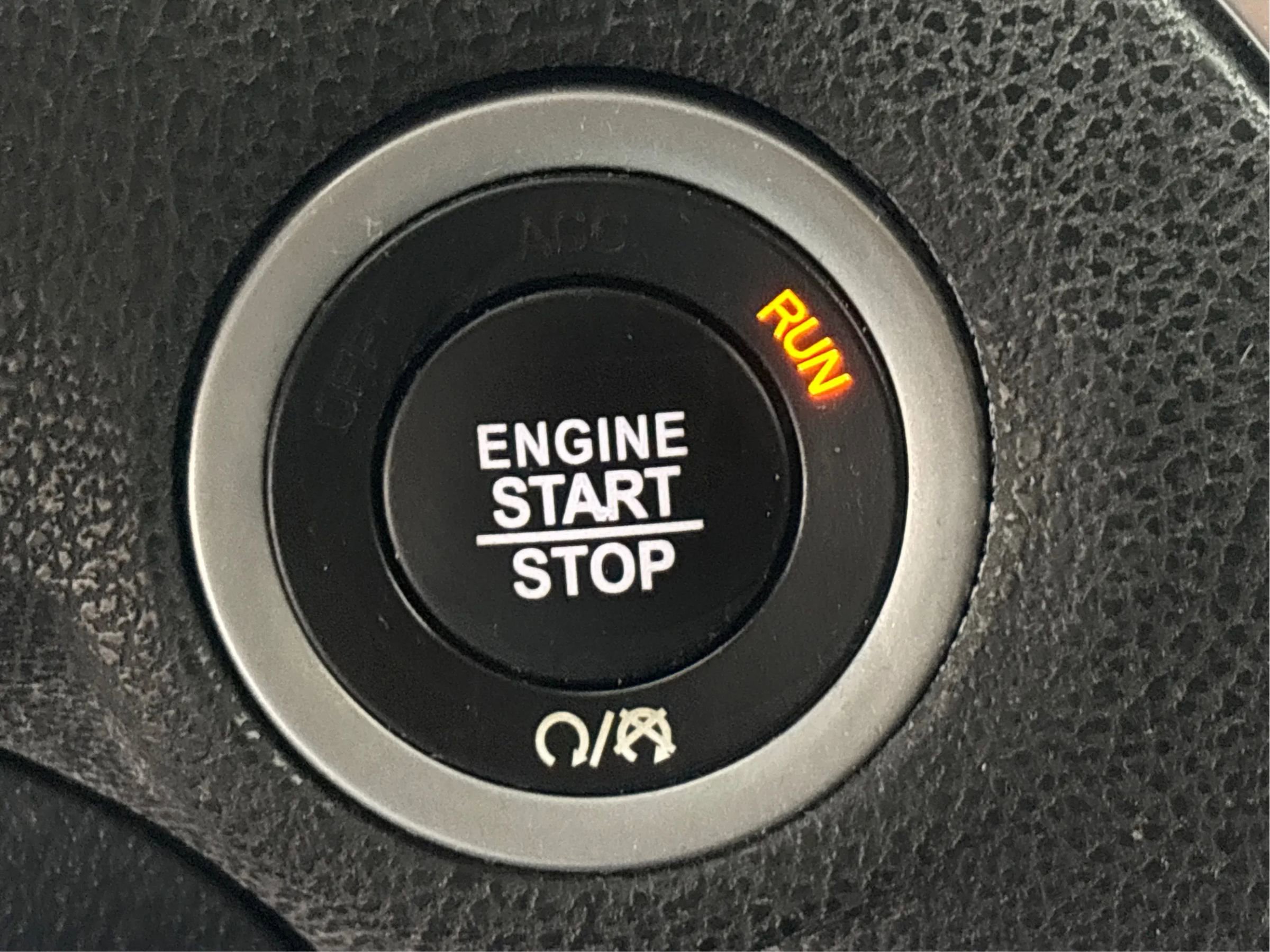 Used 2017 Chrysler 300 C image 40