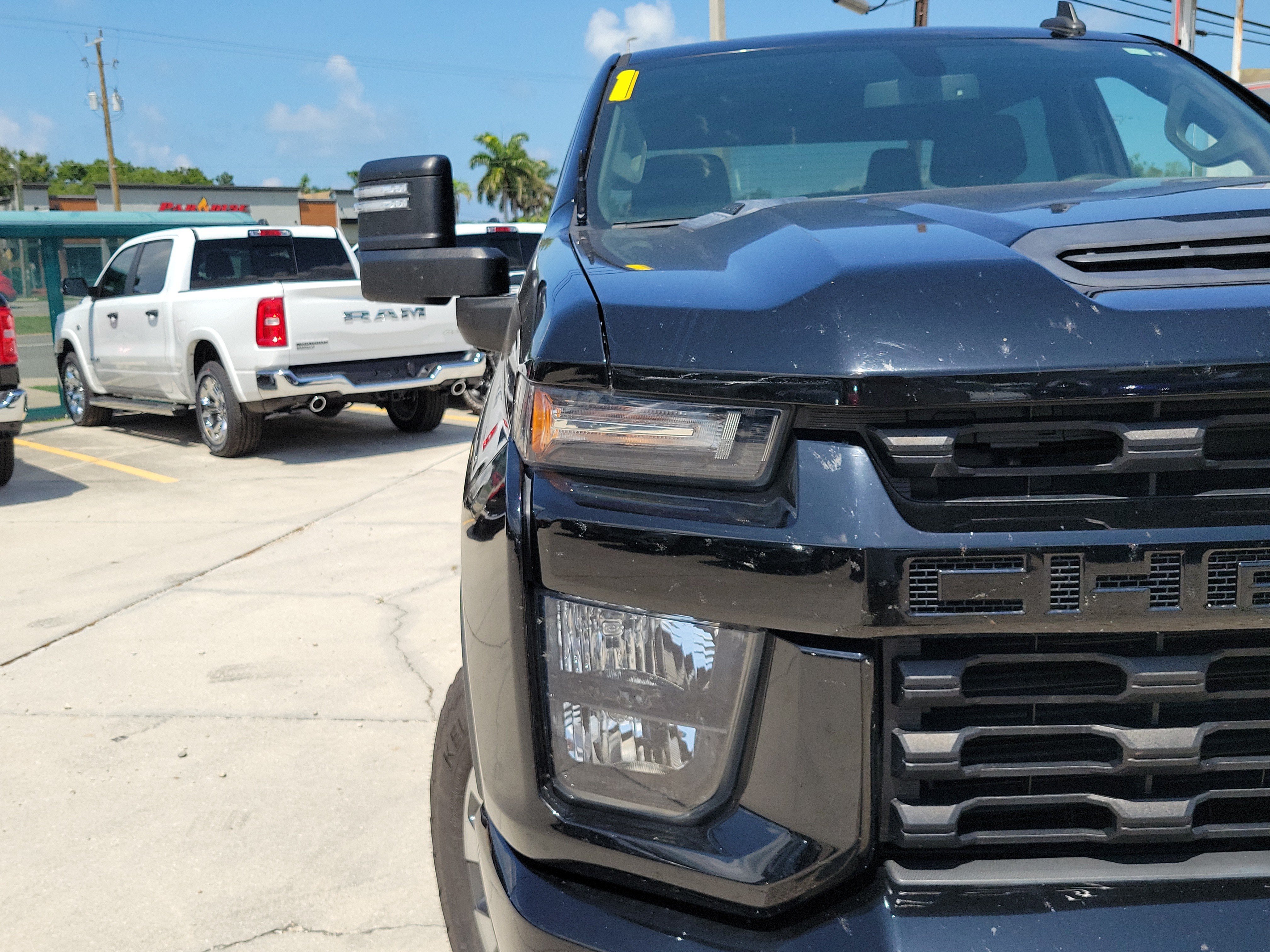 Used 2021 Chevrolet Silverado 2500 Custom w/ Custom Value Package AWD/4WD image 7