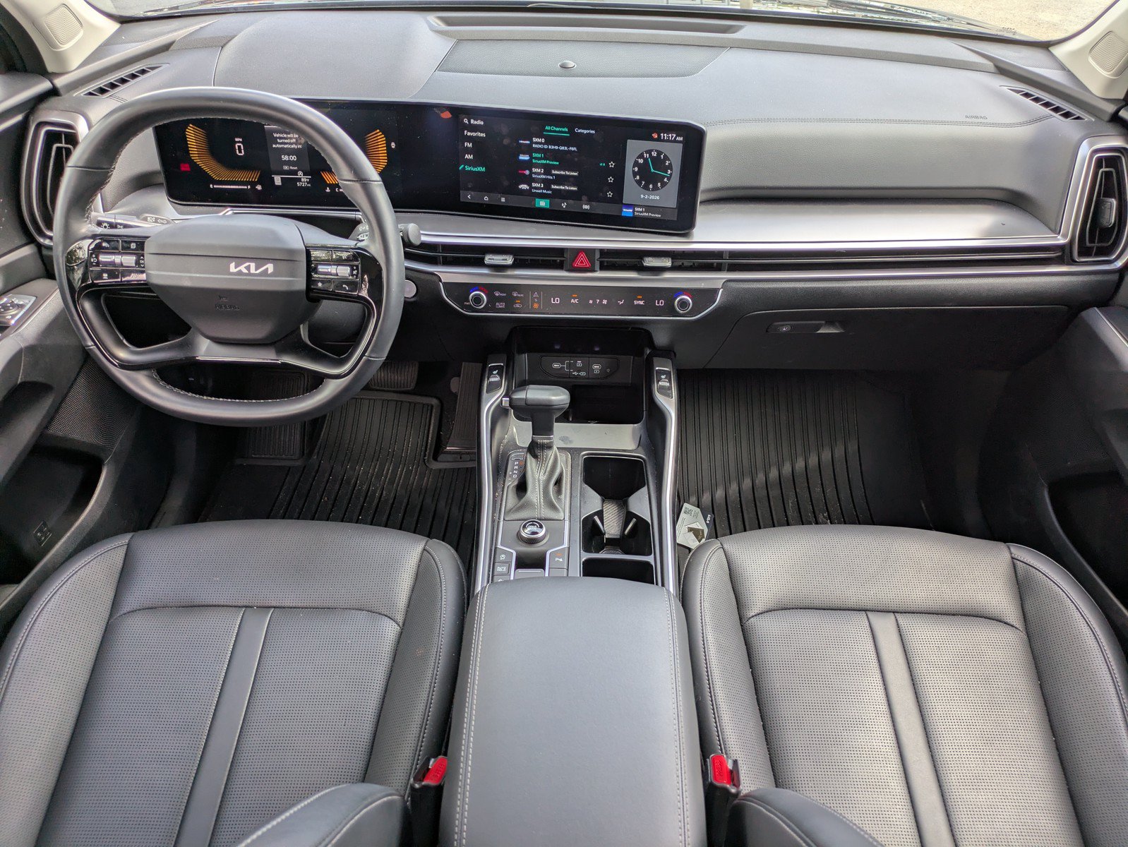 Certified 2026 Kia Sorento S w/ S Panoramic Sunroof Package FWD image 12