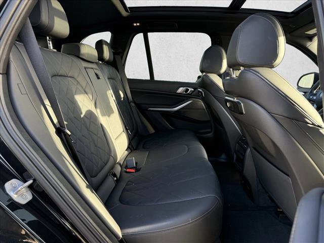 Used 2024 BMW X5 sDrive40i w/ Parking Assistance Package RWD image 15