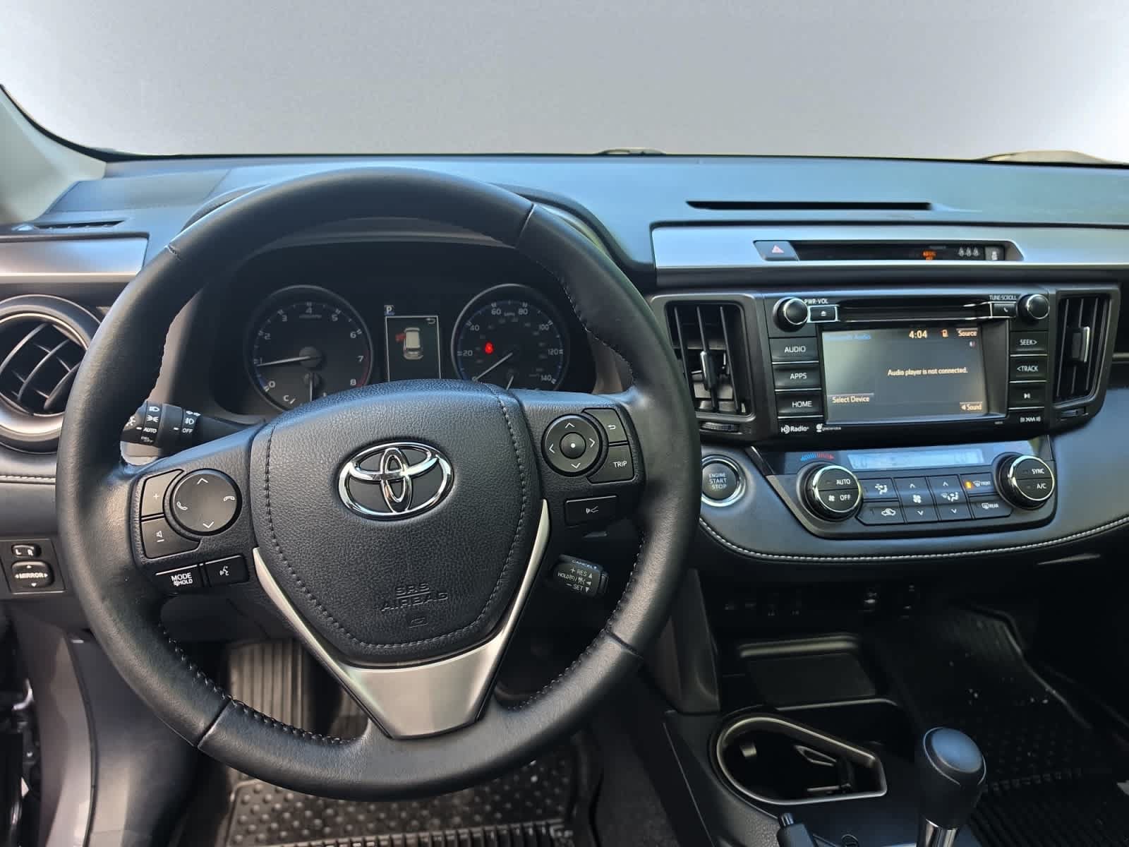 Used 2018 Toyota RAV4 XLE AWD/4WD image 6