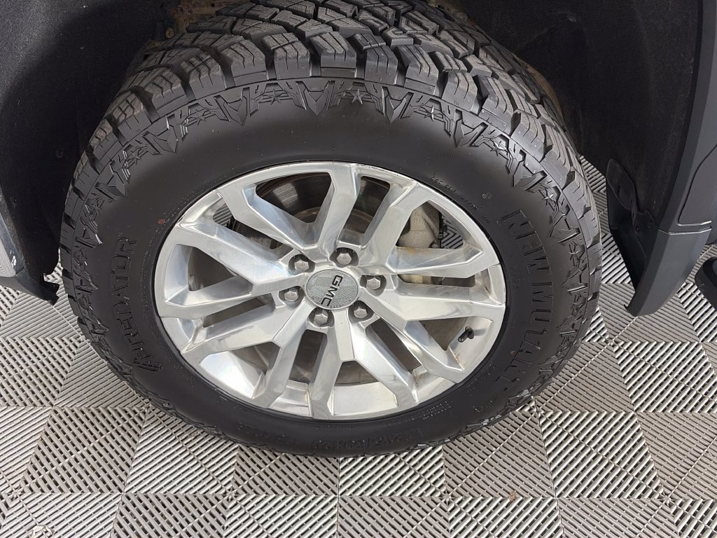 Used 2019 GMC Sierra 1500 SLT w/ SLT Premium Package AWD/4WD image 8