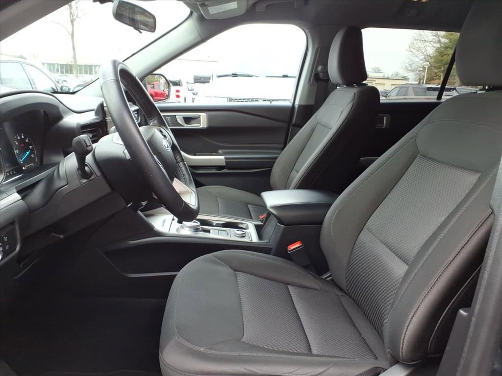 Certified 2023 Ford Explorer XLT image 18