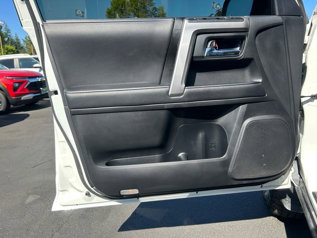 Used 2020 Toyota 4Runner SR5 Premium image 23