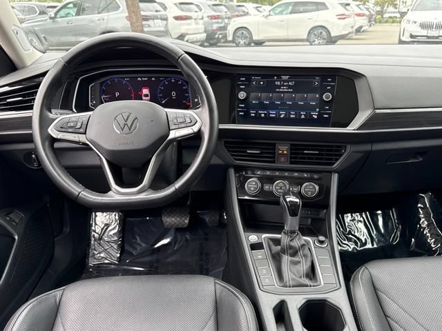 Used 2023 Volkswagen Jetta SEL FWD image 31