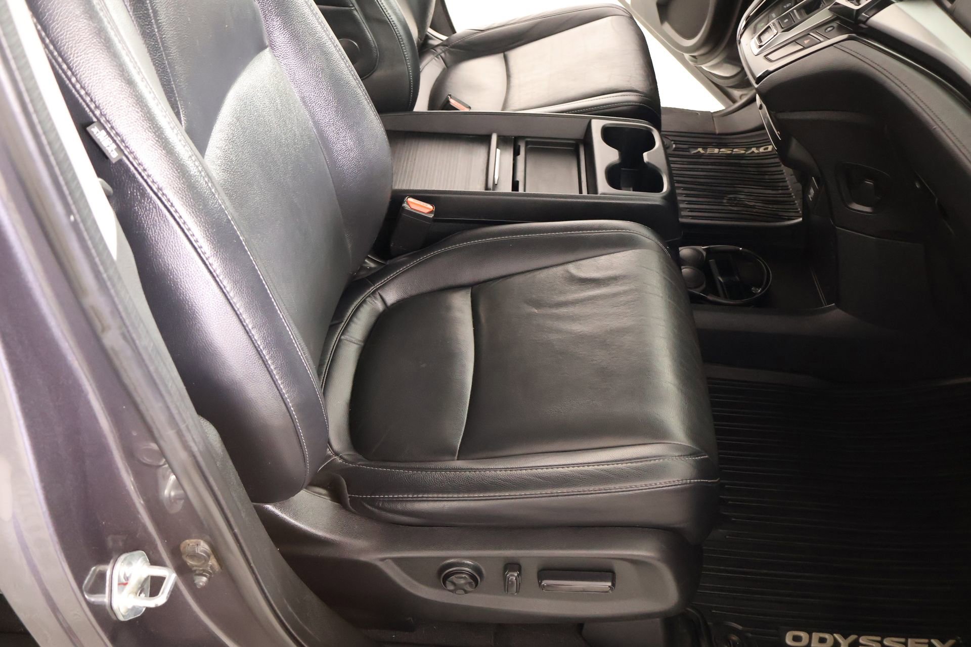 Used 2021 Honda Odyssey Touring image 13