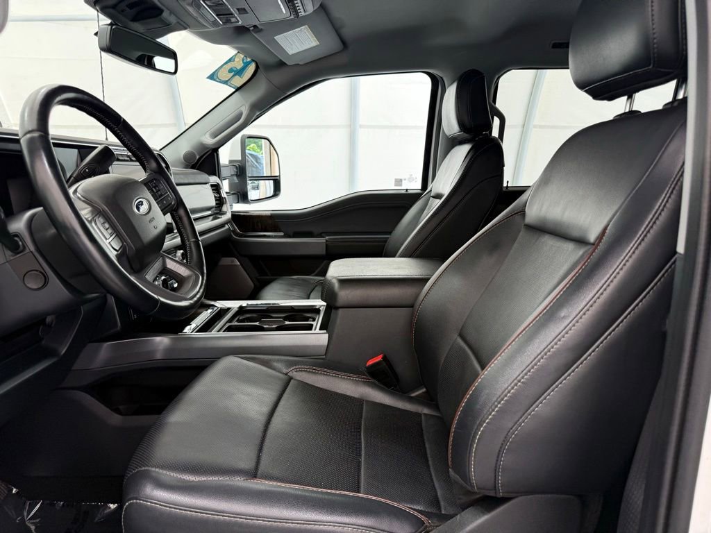 Used 2023 Ford F250 Lariat w/ FX4 Off-Road Package AWD/4WD image 12