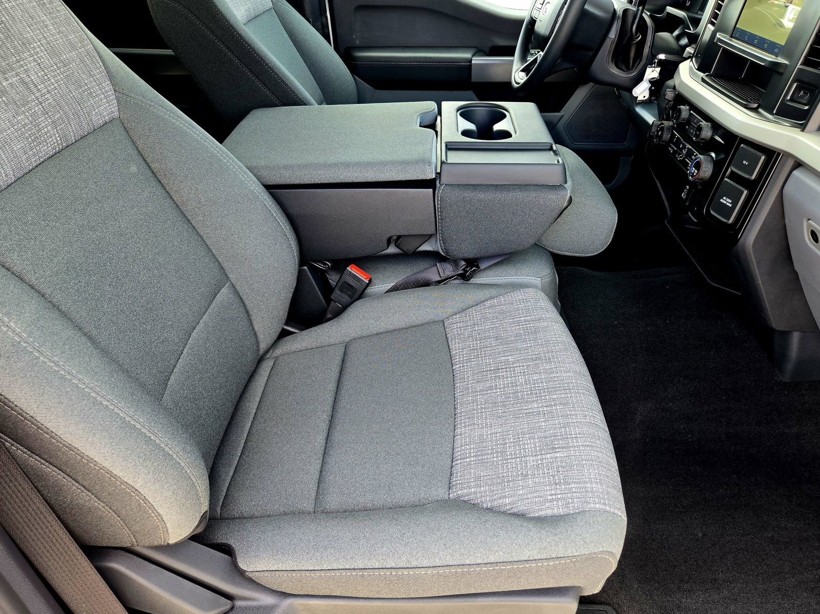 New 2026 Ford F350 XLT image 15