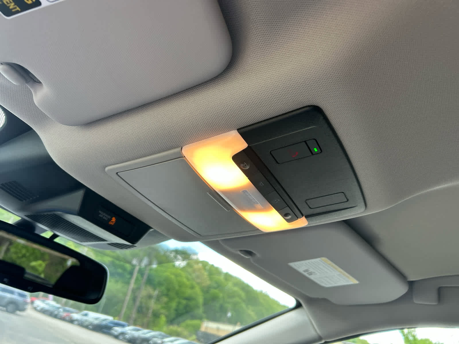 Used 2024 Nissan Rogue SL image 15