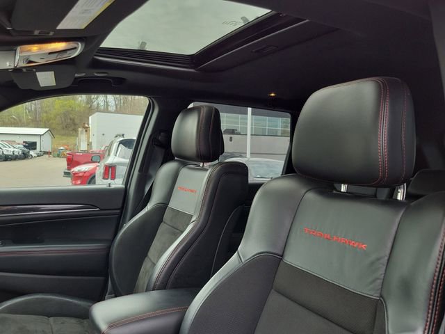 Used 2018 Jeep Grand Cherokee Trailhawk image 11