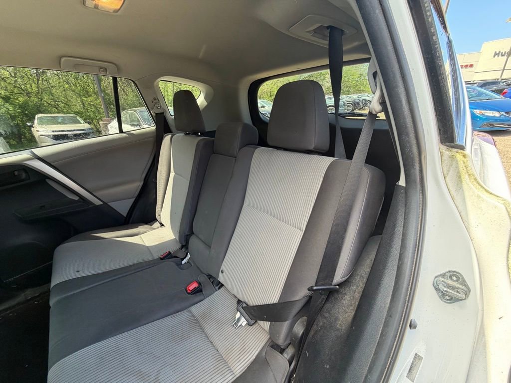 Used 2013 Toyota RAV4 LE image 8