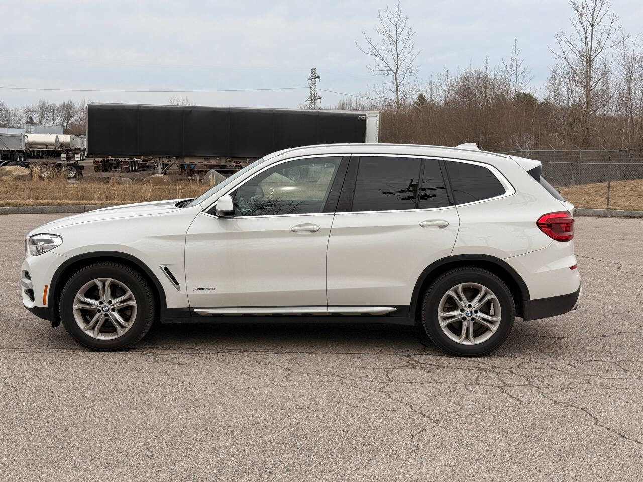 Used 2018 BMW X3 xDrive30i image 2