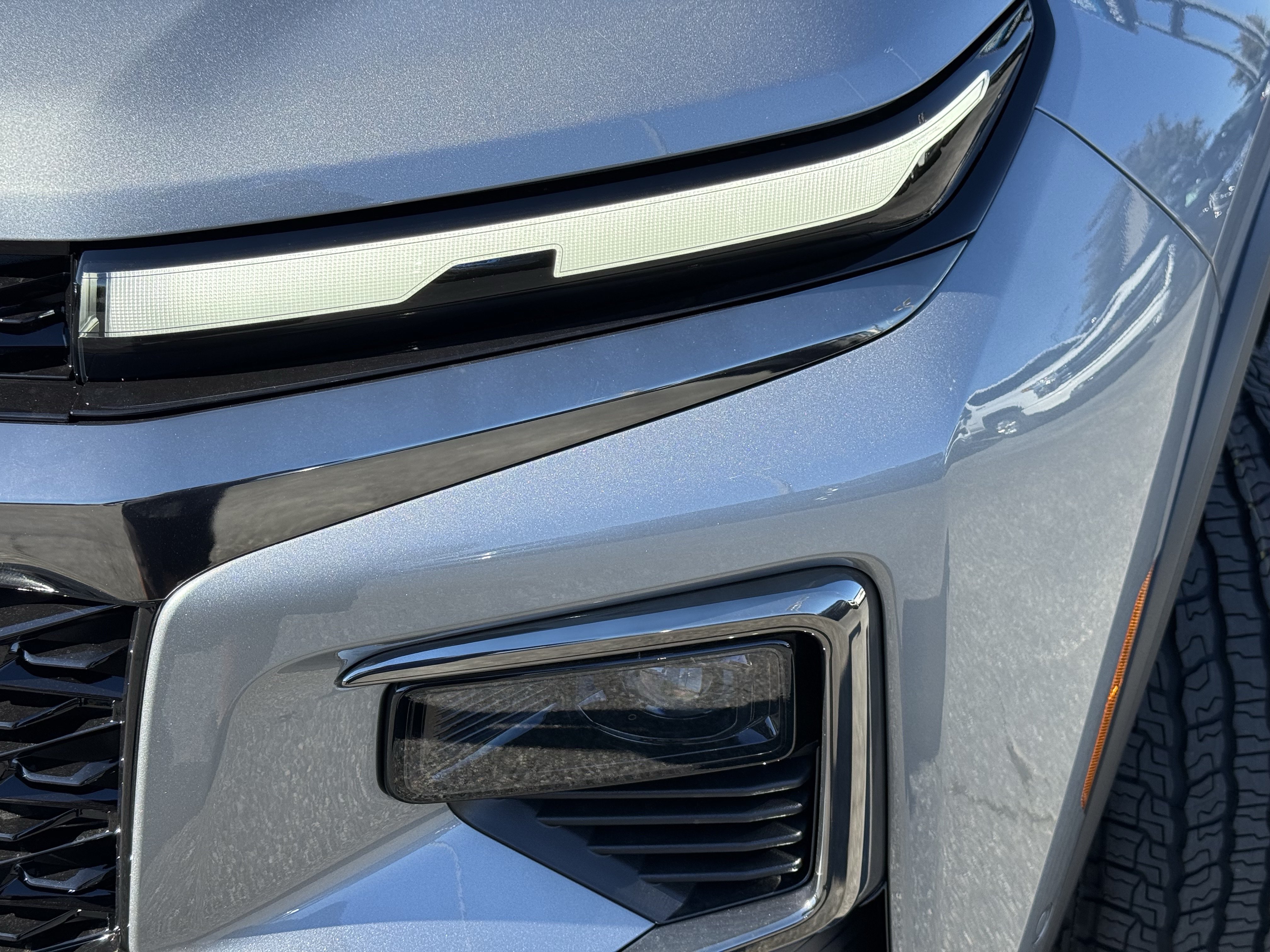New 2027 Chevrolet Traverse Z71 w/ Enhanced Driving Package AWD/4WD image 6