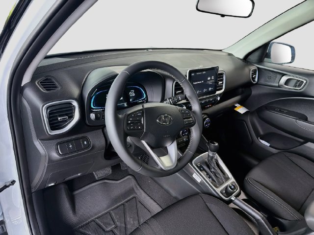 New 2026 Hyundai Venue SEL FWD image 9