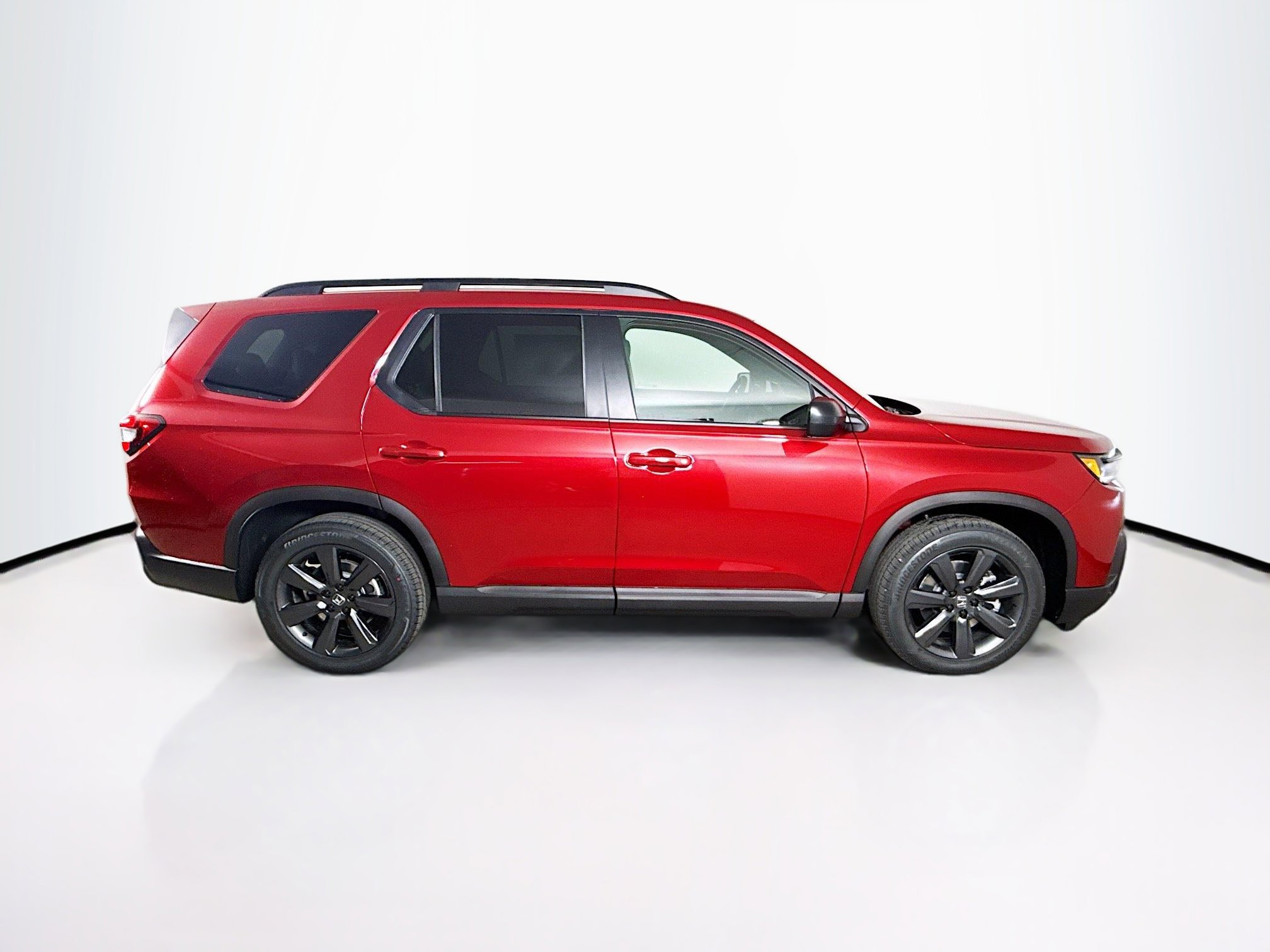 New 2026 Honda Pilot Sport image 2