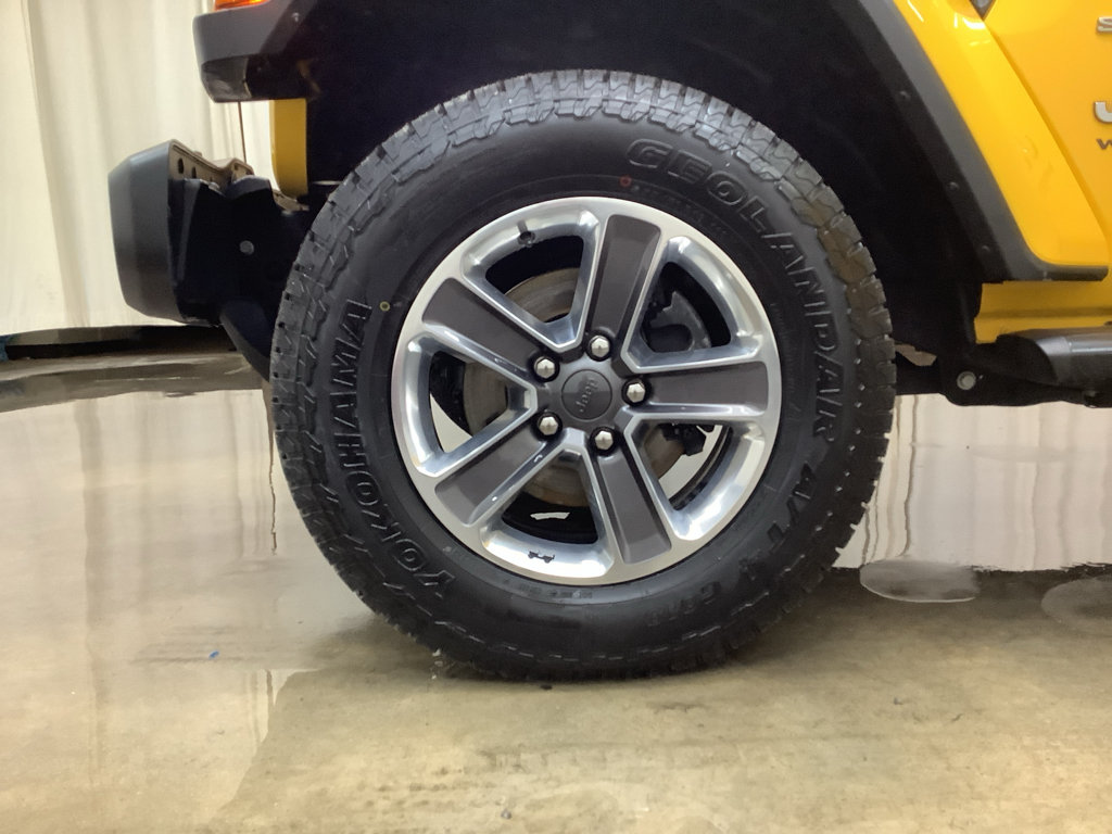 Used 2020 Jeep Wrangler Unlimited Sahara AWD/4WD image 26