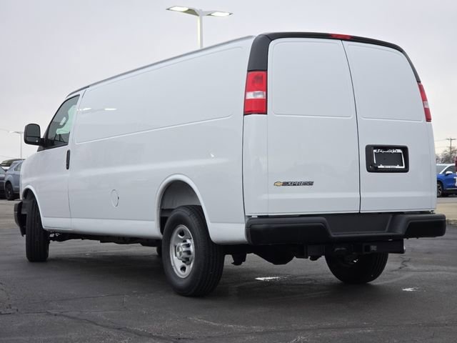 New 2026 Chevrolet Express 3500 Extended w/ Driver Convenience Package image 16