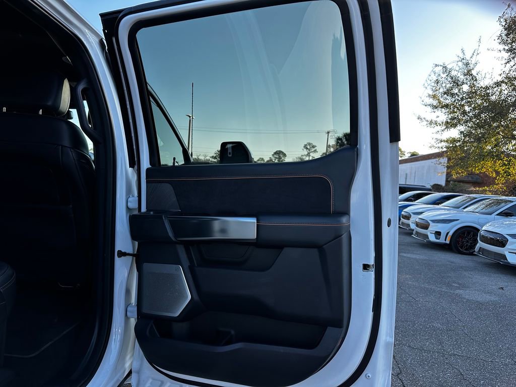 Used 2024 Ford F350 Platinum image 38