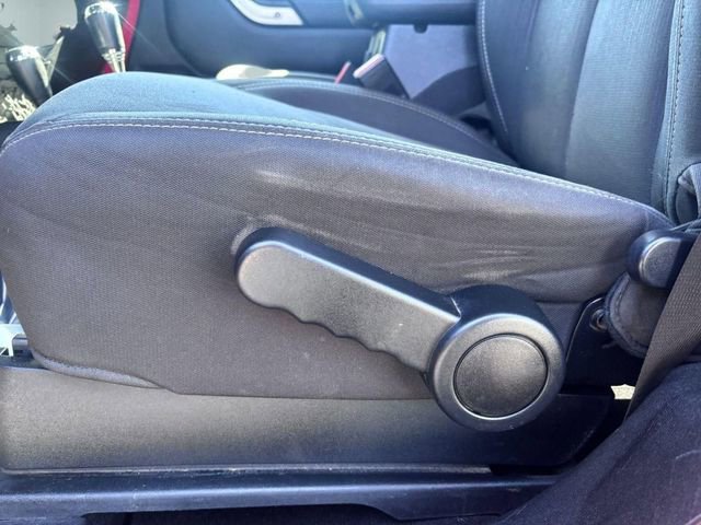 Used 2017 Jeep Wrangler Rubicon w/ Dual Top Group image 11