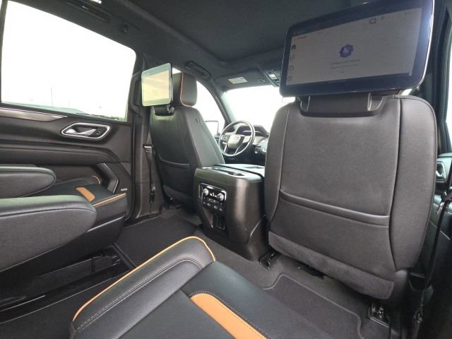Used 2024 GMC Yukon AT4 w/ Technology Package image 19