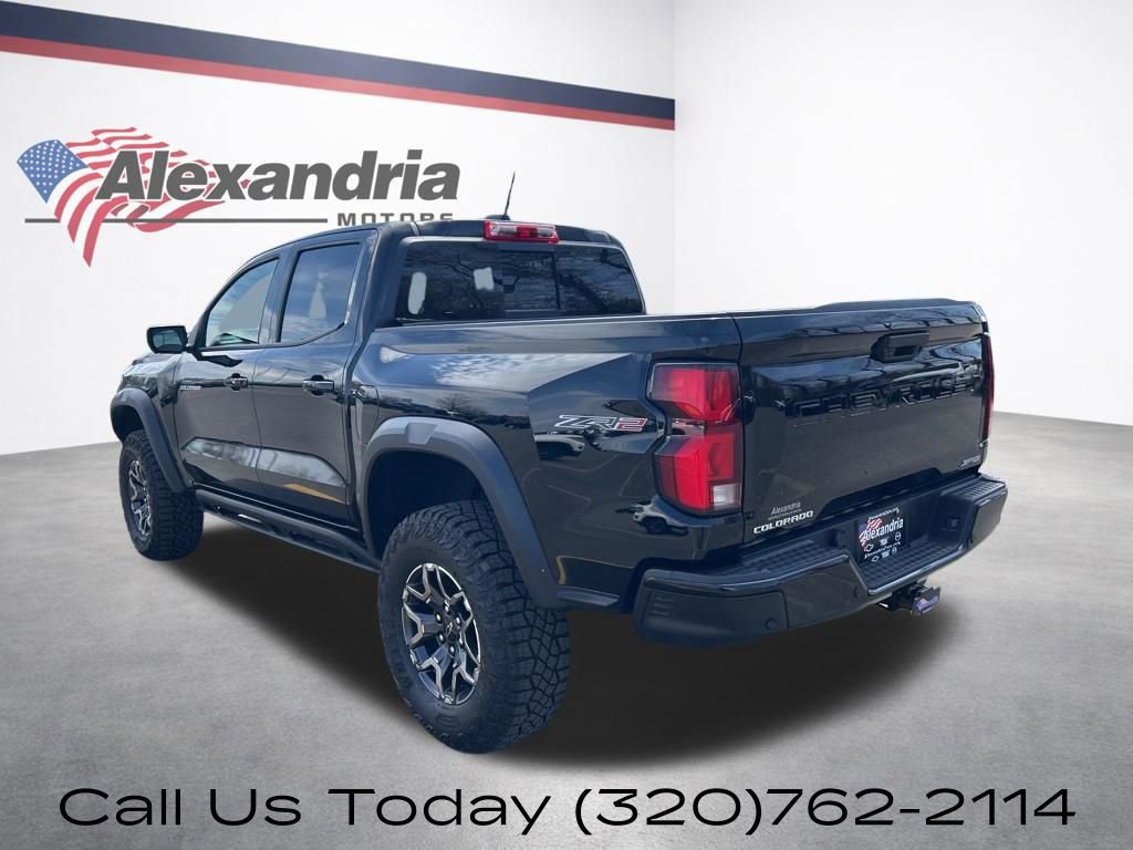 Certified 2025 Chevrolet Colorado ZR2 w/ Technology Package AWD/4WD image 9