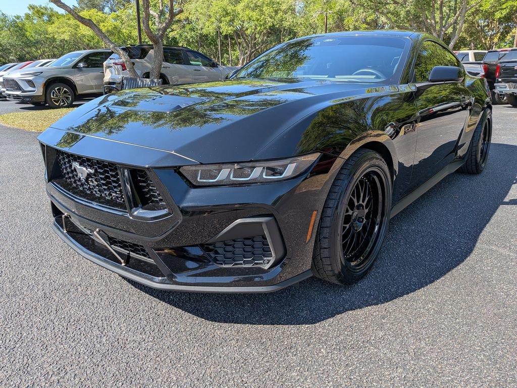 Used 2024 Ford Mustang GT RWD image 8