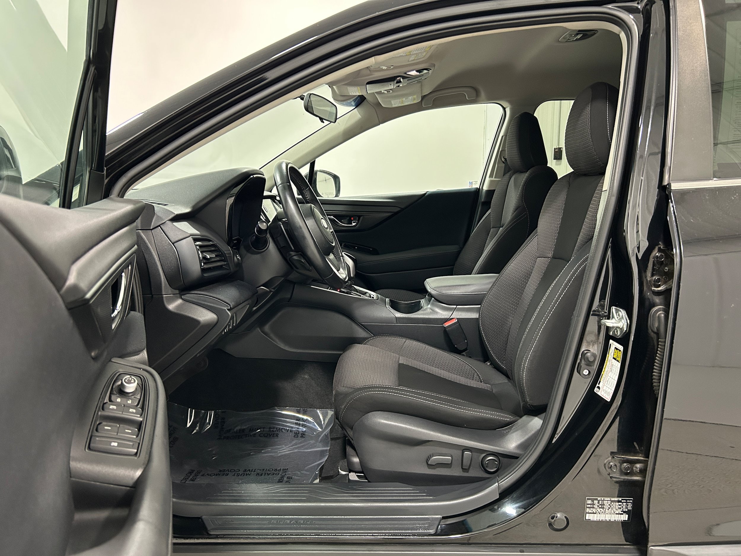 Used 2022 Subaru Outback Premium AWD/4WD image 4